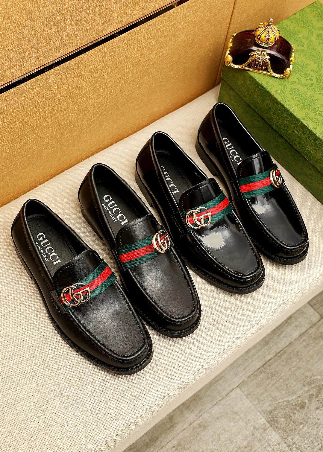 Men's shoes 💰480 💐 Product trademark: GUCCI "Gucci" casual leather shoes Regular size: 38-44 (45.46🉑️customized) Product materials: Selected imported first-layer calfskin upper + luxury hardware buckle, imported water-dyed cow leather lining. Strong three-dimensional visual effect, original outsole color: 2 colors available